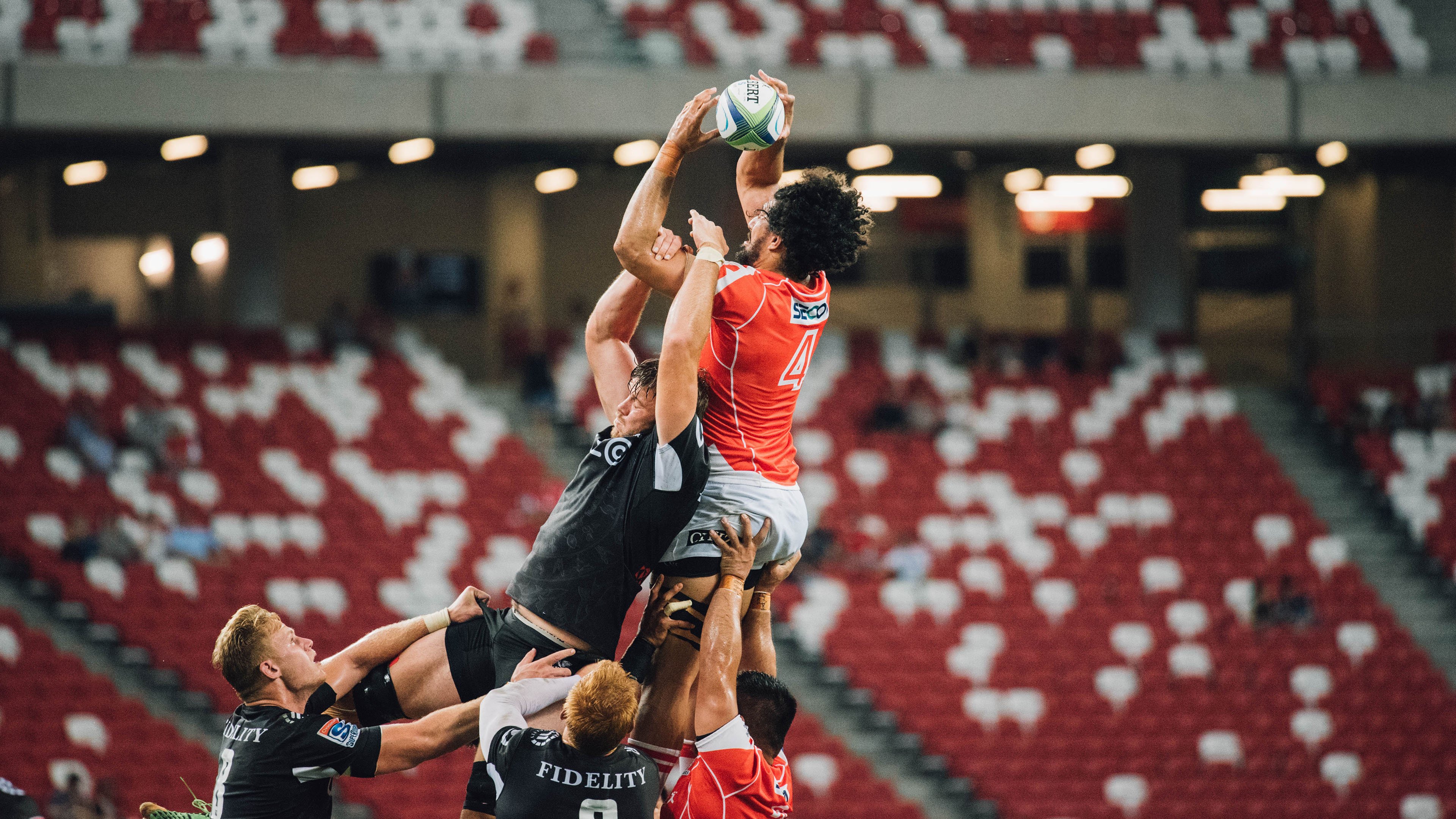 青少年跳伞体验营,勇敢跃入天空的勇气之旅,跳伞课程